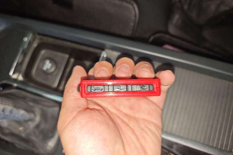 Used Volvo XC60 2019 T5 4x4 Smart Edition China V Standard Vehicle Key