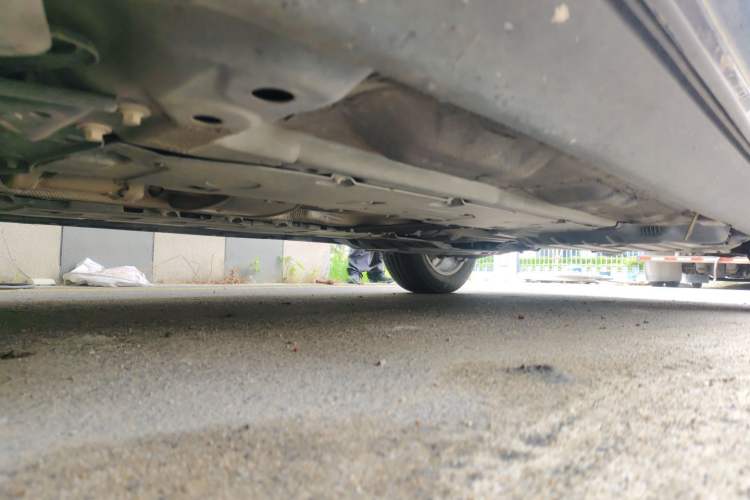 Used Volvo XC60 2020 T5 4x4 Zhiyi Luxury Edition Chassis Front Left
