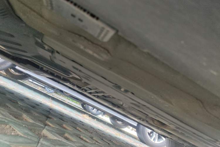 Used Volvo XC60 2020 T5 4x4 Zhiyi Luxury Edition Chassis Rear Right