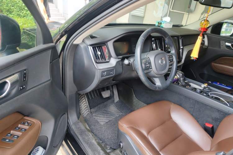 Used Volvo XC60 2020 T5 4x4 Zhiyi Luxury Edition Driver Seat