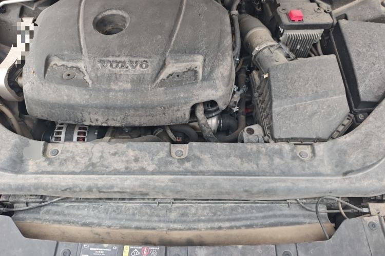 Used Volvo XC60 2020 T5 4x4 Smart Luxury Edition Engine Bay