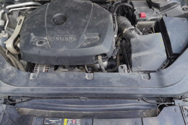 Used Volvo XC60 2020 T5 4x4 Zhiyi Luxury Edition Engine Bay