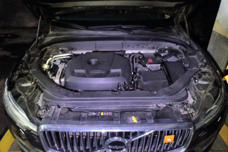 Used Volvo XC60 2020 T5 4x4 Zhiyi Luxury Edition Engine Bay