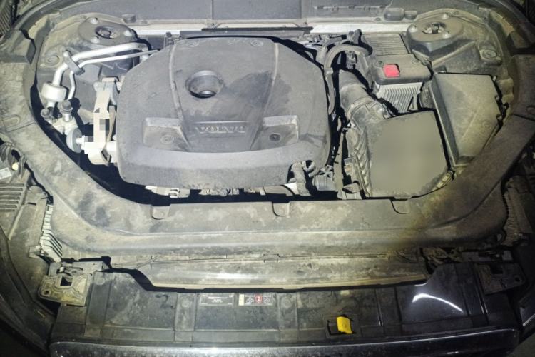 Used Volvo XC60 2020 T5 4x4 Smart Luxury Edition Engine Bay