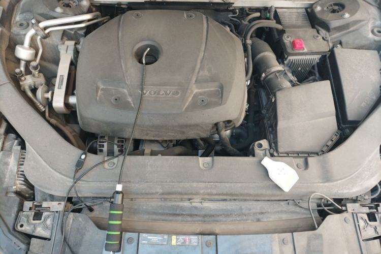 Used Volvo XC60 2020 T5 4x4 Smart Luxury Edition Engine Bay