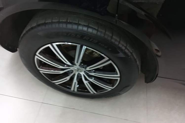 Used Volvo XC60 2020 T5 4x4 Smart Luxury Edition Exterior 5