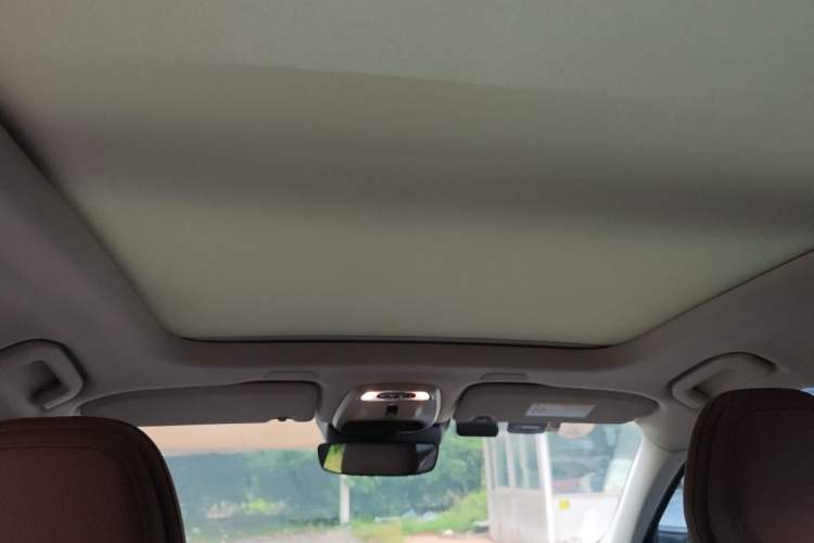 Used Volvo XC60 2020 T5 4x4 Smart Luxury Edition Headliner