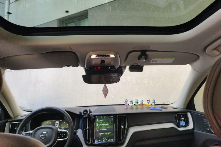 Used Volvo XC60 2020 T5 4x4 Smart Luxury Edition Headliner