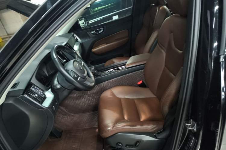 Used Volvo XC60 2020 T5 4x4 Zhiyi Luxury Edition Left Front Seat