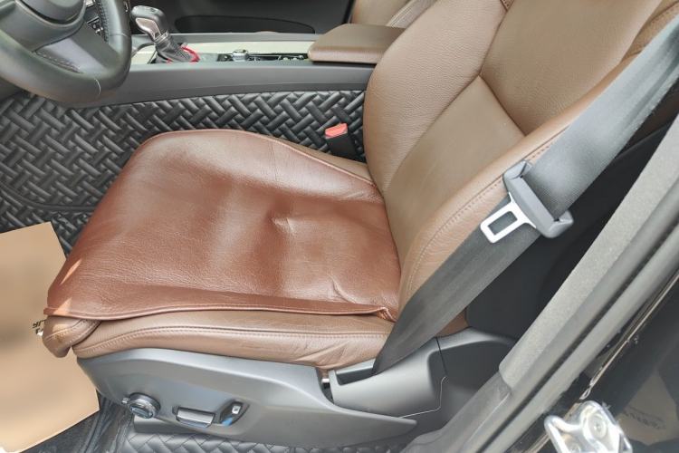Used Volvo XC60 2020 T5 4x4 Smart Luxury Edition Left Front Seat