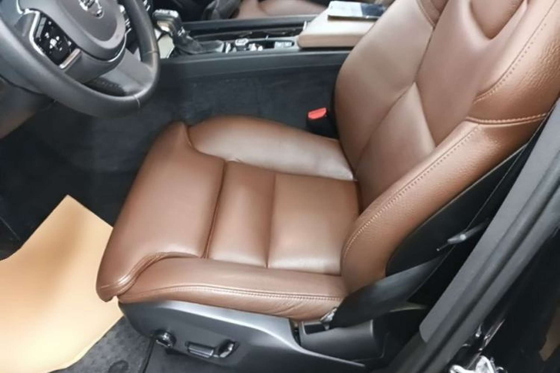 Used Volvo XC60 2020 T5 4x4 Smart Luxury Edition Left Front Seat
