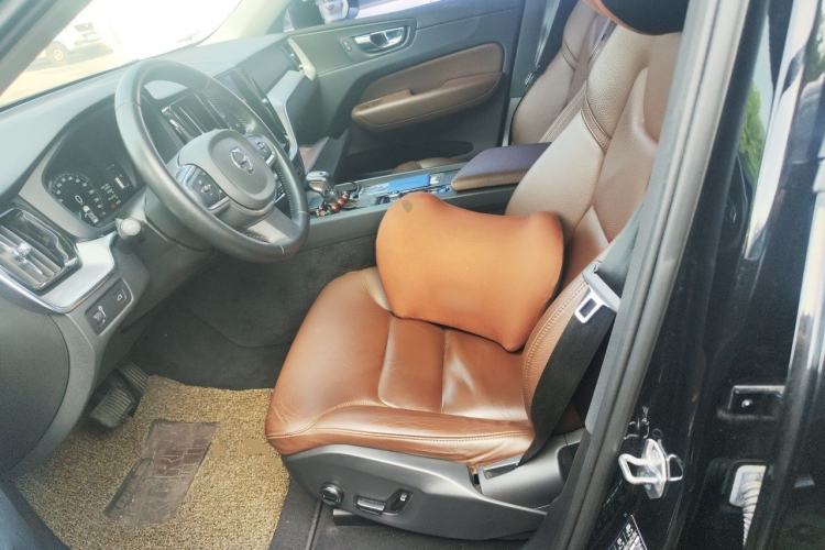 Used Volvo XC60 2020 T5 4x4 Zhiyi Luxury Edition Left Front Seat