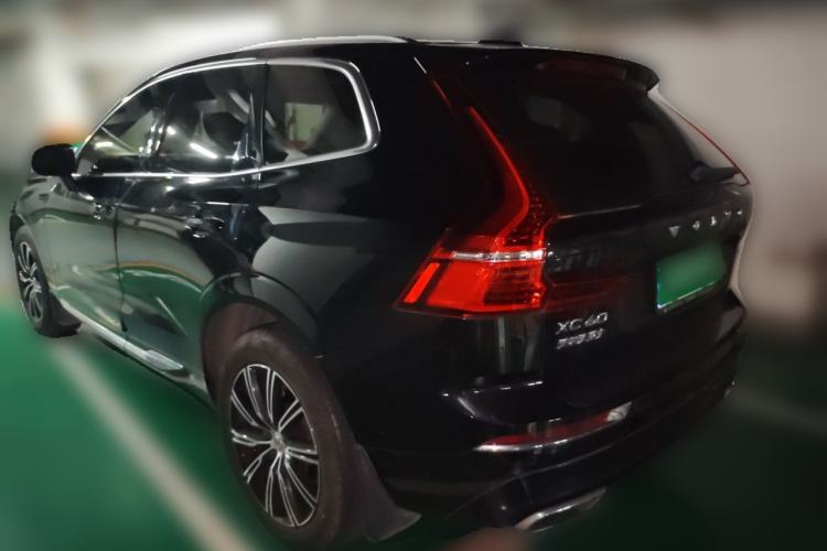 Used Volvo XC60 2020 T5 4x4 Smart Luxury Edition Rear Left 45 Deg