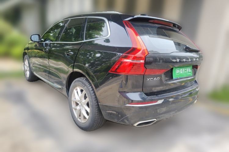 Used Volvo XC60 2020 T5 4x4 Zhiyi Luxury Edition Rear Left 45 Deg