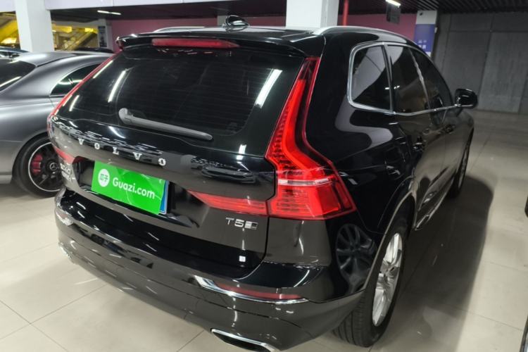 Used Volvo XC60 2020 T5 4x4 Zhiyi Luxury Edition Rear Right 45 Deg