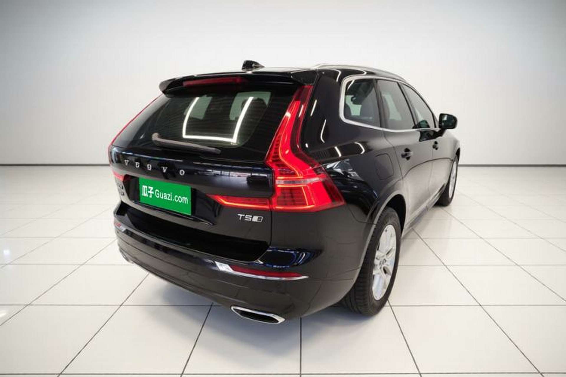 Used Volvo XC60 2020 T5 4x4 Zhiyi Luxury Edition Rear Right 45 Deg