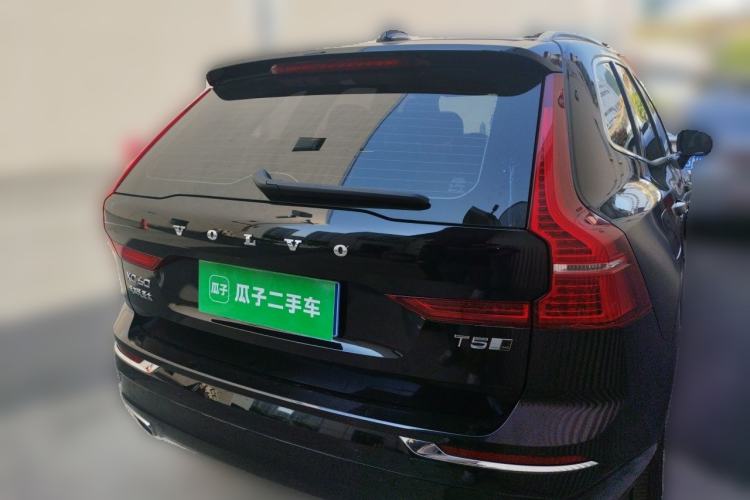 Used Volvo XC60 2020 T5 4x4 Smart Luxury Edition Rear Right 45 Deg