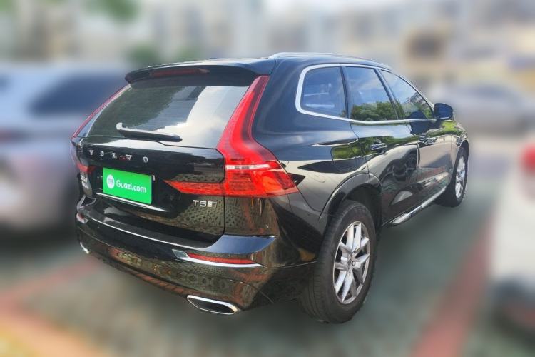 Used Volvo XC60 2020 T5 4x4 Zhiyi Luxury Edition Rear Right 45 Deg