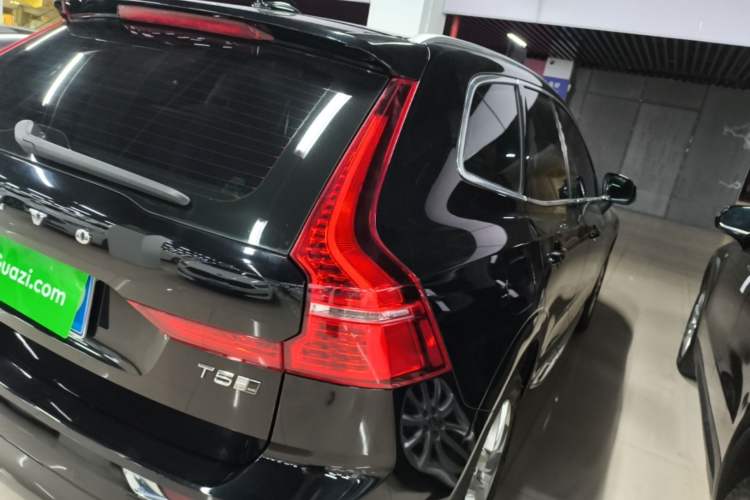 Used Volvo XC60 2020 T5 4x4 Zhiyi Luxury Edition Right Rear Taillight