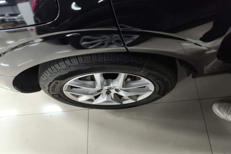 Used Volvo XC60 2020 T5 4x4 Zhiyi Luxury Edition Right Rear Wheel Hub