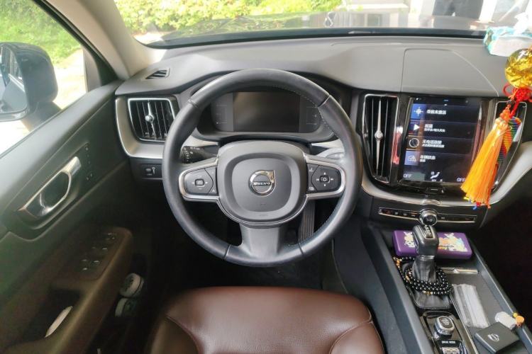 Used Volvo XC60 2020 T5 4x4 Zhiyi Luxury Edition Steering Wheel