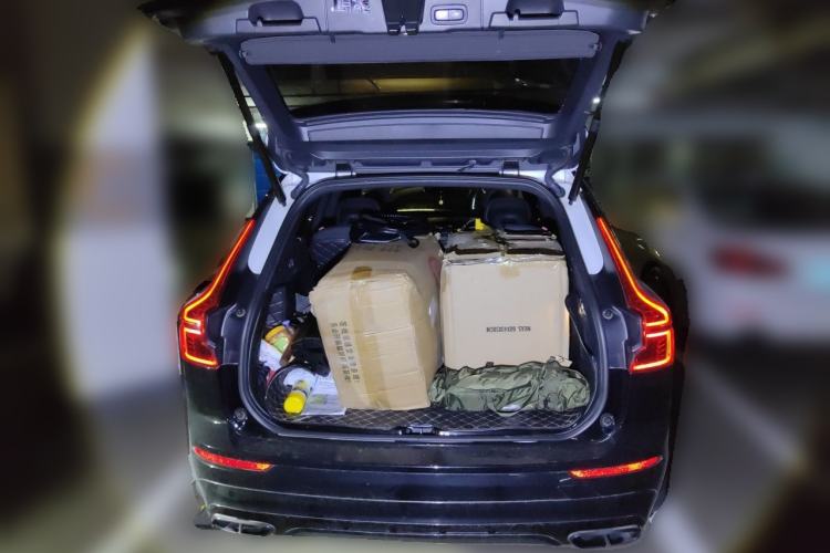 Used Volvo XC60 2020 T5 4x4 Smart & Dynamic Sport Edition Trunk