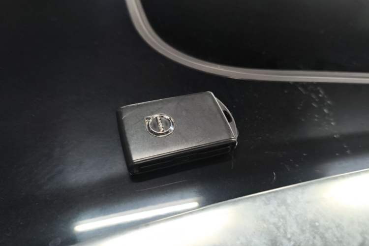 Used Volvo XC60 2020 T5 4x4 Zhiyi Luxury Edition Vehicle Key