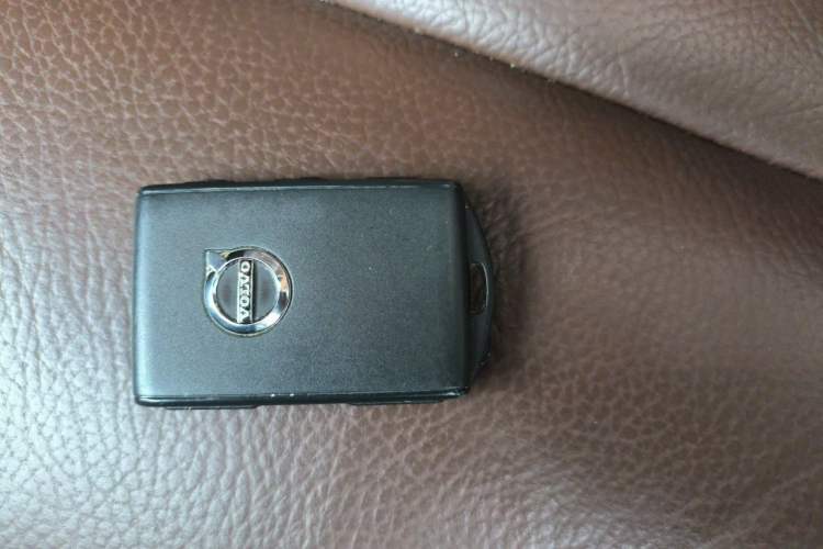 Used Volvo XC60 2020 T5 4x4 Zhiyi Luxury Edition Vehicle Key