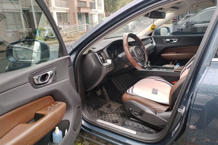 Used Volvo XC60 2020 T5 4x4 Zhiyi Luxury Edition Driver Seat