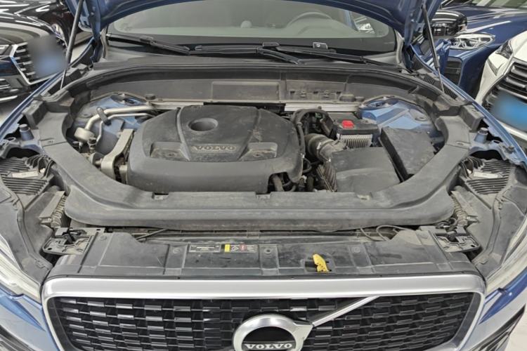 Used Volvo XC60 2020 T5 4x4 Smart & Dynamic Sport Edition Engine Bay