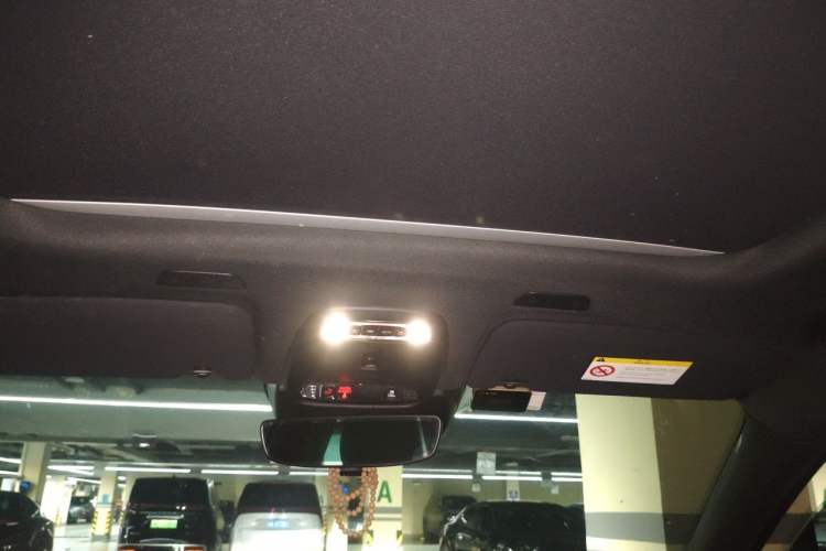 Used Volvo XC60 2020 T5 4x4 Smart & Dynamic Sport Edition Headliner