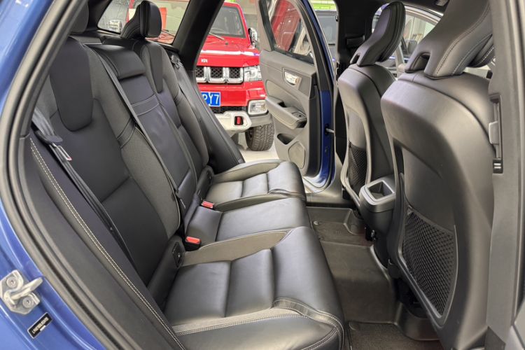 Used Volvo XC60 2020 T5 4x4 Smart & Dynamic Sport Edition Interior 9
