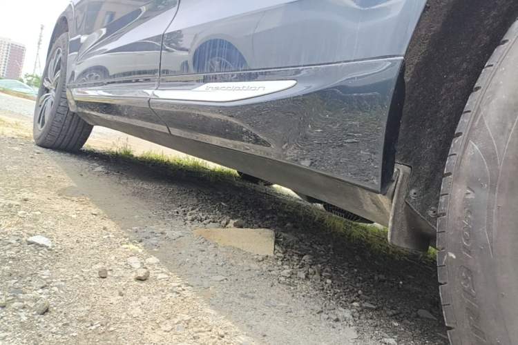 Used Volvo XC60 2020 T5 4x4 Smart Luxury Edition Left Side Sill