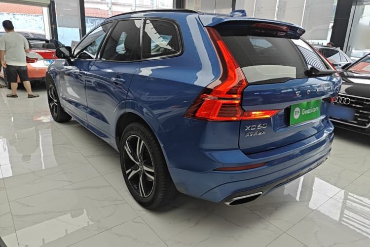 Used Volvo XC60 2020 T5 4x4 Smart & Dynamic Sport Edition Rear Left 45 Deg