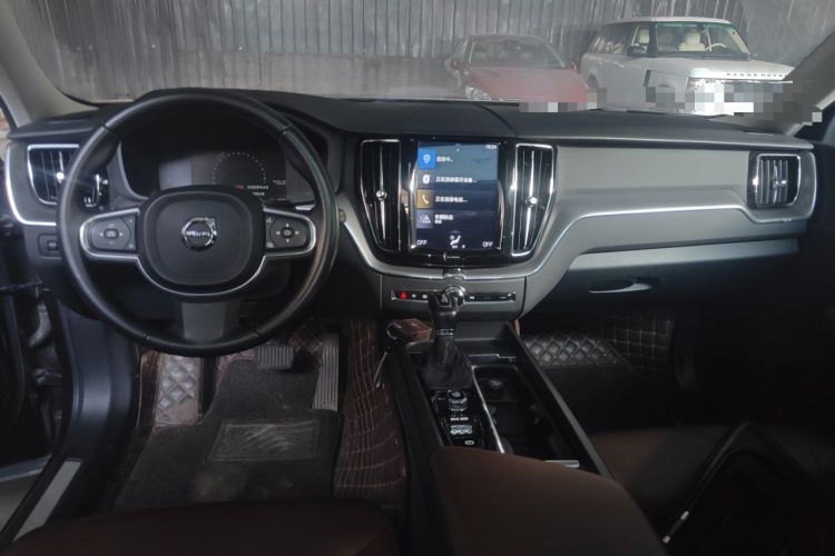 Used Volvo XC60 2020 T5 4x4 Zhiyi Luxury Edition Center Console
