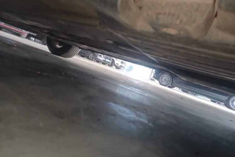 Used Volvo XC60 2020 T5 4x4 Zhiyi Luxury Edition Chassis Rear Left
