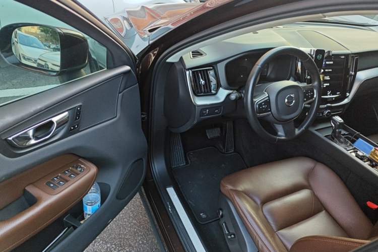 Used Volvo XC60 2020 T5 4x4 Zhiyi Luxury Edition Driver Seat