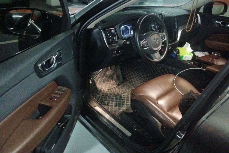 Used Volvo XC60 2020 T5 4x4 Zhiyi Luxury Edition Driver Seat