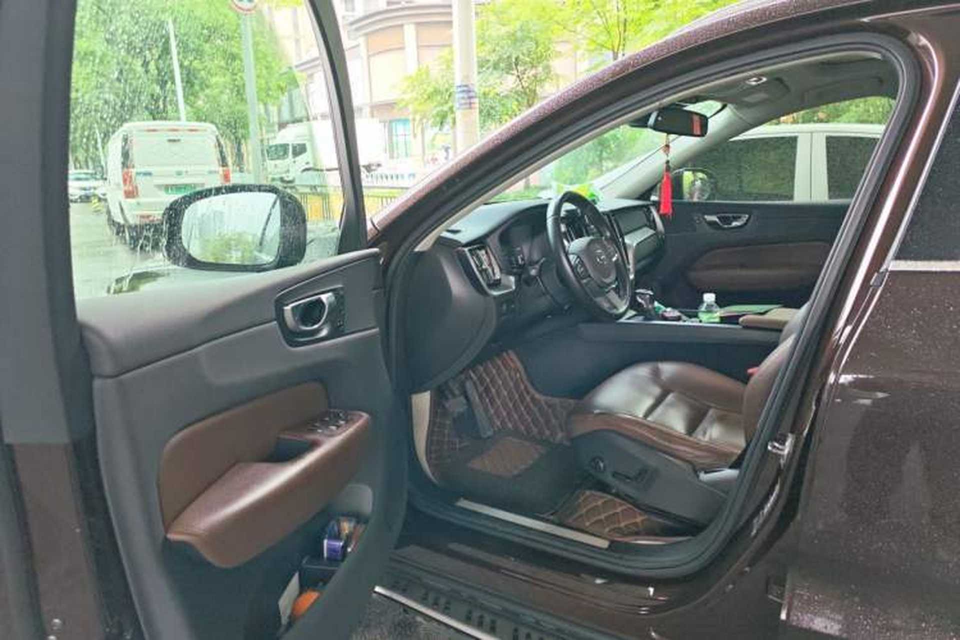 Used Volvo XC60 2020 T5 4x4 Zhiyi Luxury Edition Driver Seat