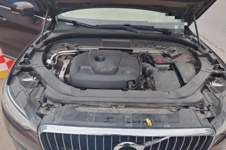 Used Volvo XC60 2020 T5 4x4 Zhiyi Luxury Edition Engine Bay