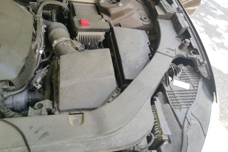 Used Volvo XC60 2020 T5 4x4 Zhiyi Luxury Edition Engine Bay Left
