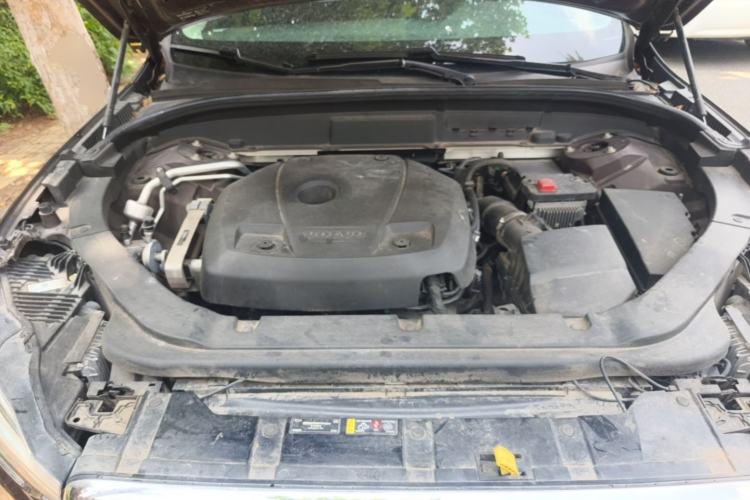 Used Volvo XC60 2020 T5 4x4 Zhiyi Luxury Edition Engine Bay