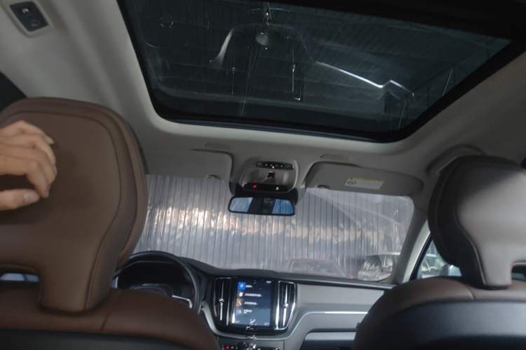 Used Volvo XC60 2020 T5 4x4 Zhiyi Luxury Edition Headliner