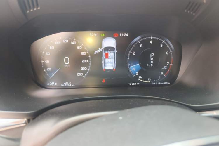 Used Volvo XC60 2020 T5 4x4 Zhiyi Luxury Edition Instrument Cluster