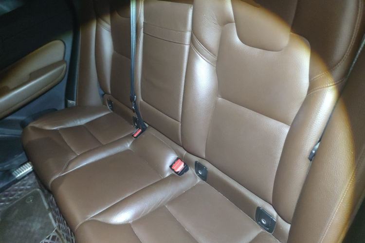 Used Volvo XC60 2020 T5 4x4 Smart Luxury Edition Left Rear Seat