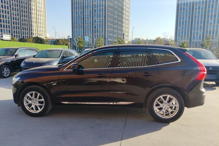 Used Volvo XC60 2020 T5 4x4 Zhiyi Luxury Edition Left Side