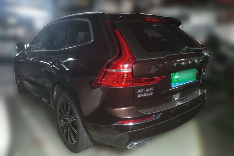 Used Volvo XC60 2020 T5 4x4 Smart Luxury Edition Rear Left 45 Deg