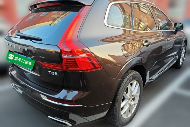 Used Volvo XC60 2020 T5 4x4 Zhiyi Luxury Edition Rear Right 45 Deg