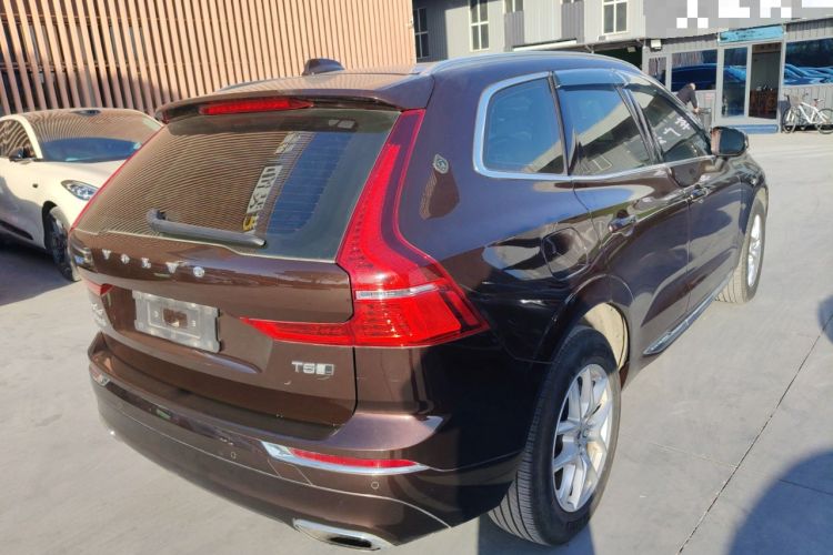 Used Volvo XC60 2020 T5 4x4 Zhiyi Luxury Edition Rear Right 45 Deg