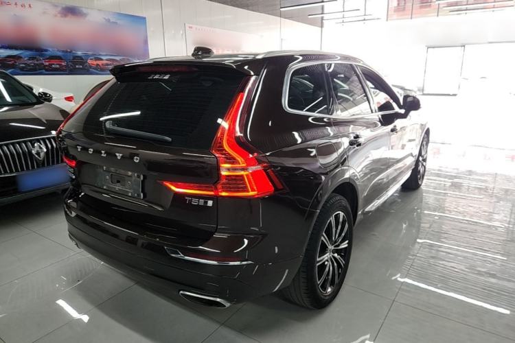 Used Volvo XC60 2020 T5 4x4 Zhiya Luxury Edition Rear Right 45 Deg